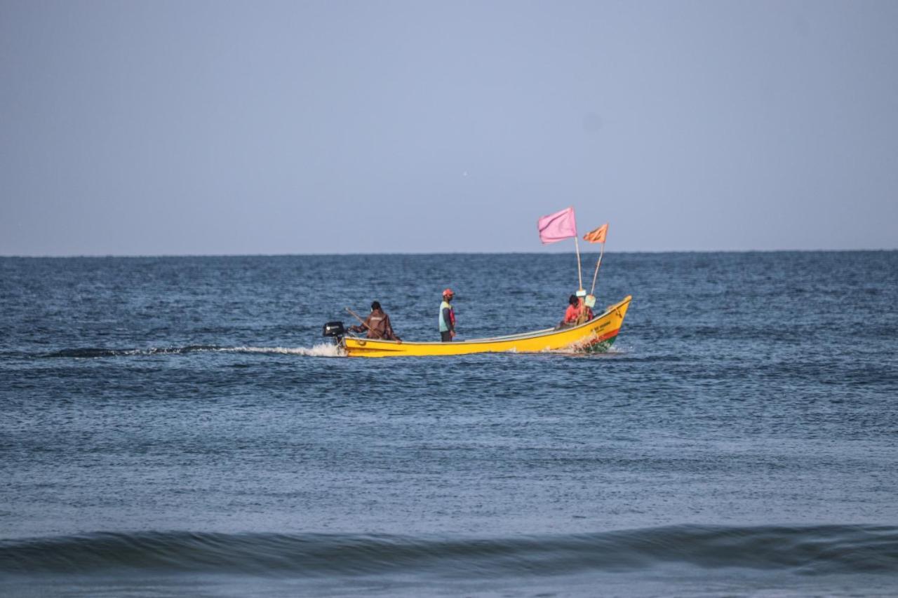 Blue Lagoon Beach Resort Gokarna  Exterior photo