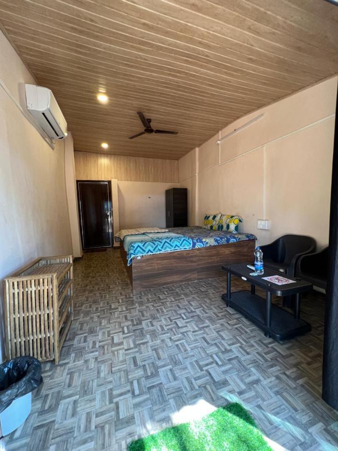 Blue Lagoon Beach Resort Gokarna  Exterior photo